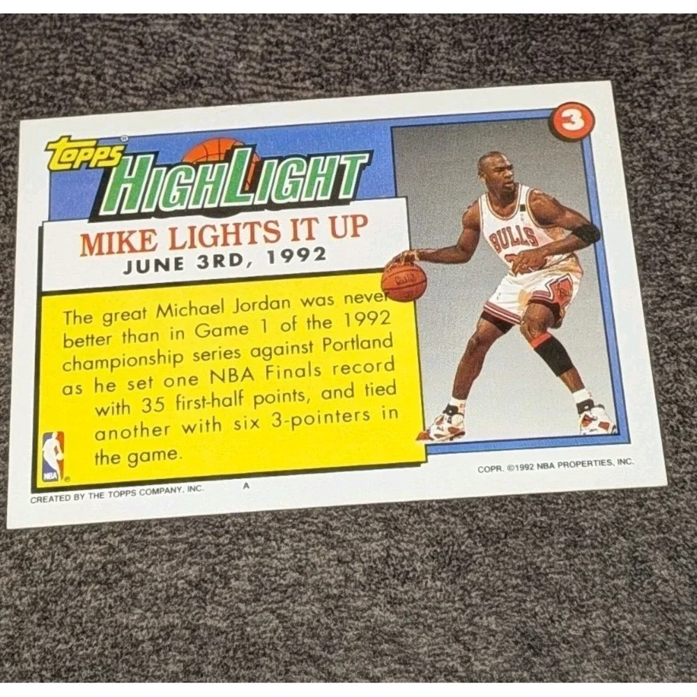 1992 Topps # 3 MICHAEL JORDAN Highlight Chicago Bulls GOAT $$